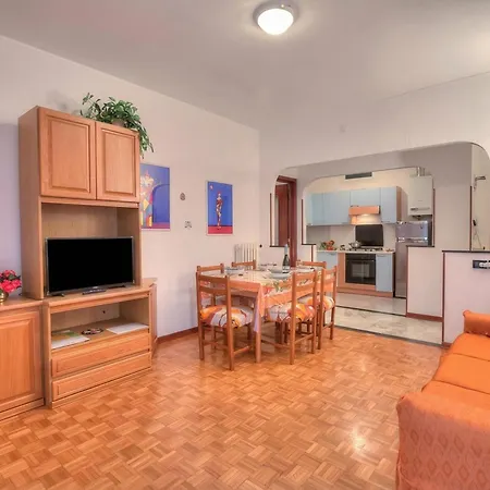 Casa Letizia Few Min From Sea - Happy Apartamento *