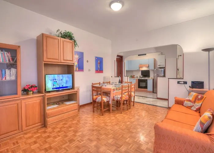 公寓 Casa Letizia Few Min From Sea - Happy 圣雷默