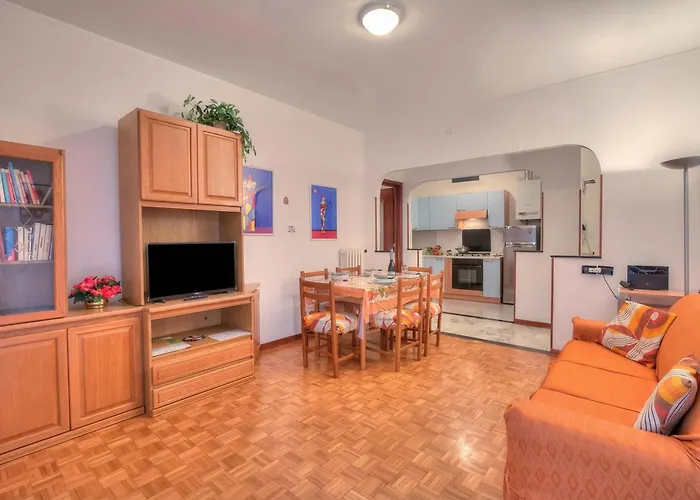 Casa Letizia Few Min From Sea - Happy Apartamento *